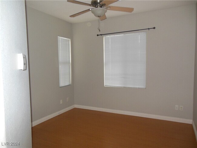 Building Photo - 5532 S Spearfish Lake Ct