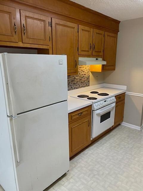 Foto del edificio - 301 Cromer Dr