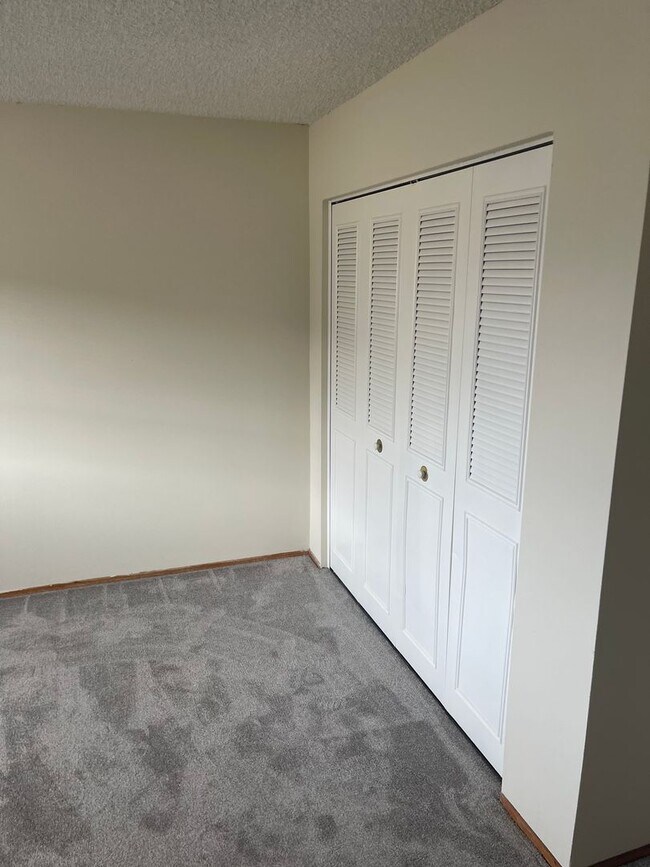 Foto del edificio - 3181 Neal Ave