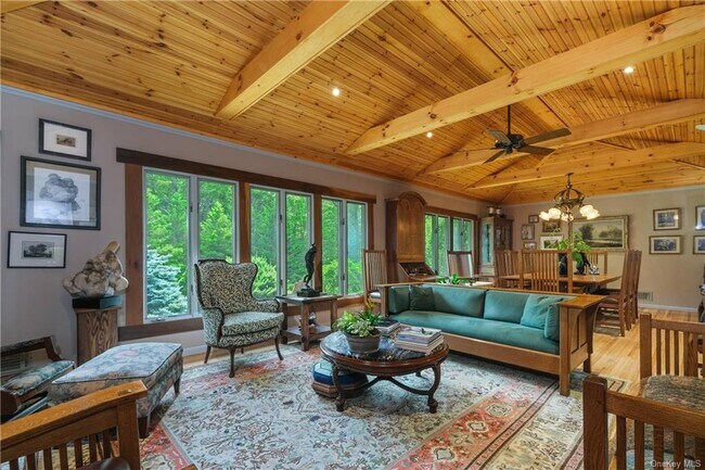 Building Photo - 36 Cedar Hill Rd