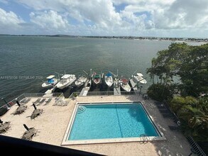 Building Photo - 2201 Brickell Ave