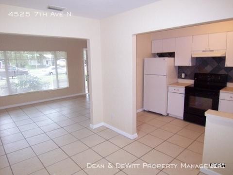Foto del edificio - 2 bedroom in St Petersburg FL 33713