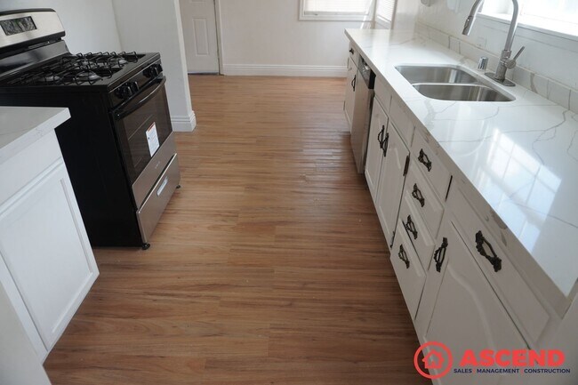 Foto del edificio - Charming Home in Downtown Bakersfield!