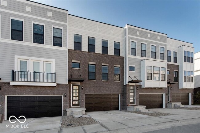 Building Photo - 9749 Junction