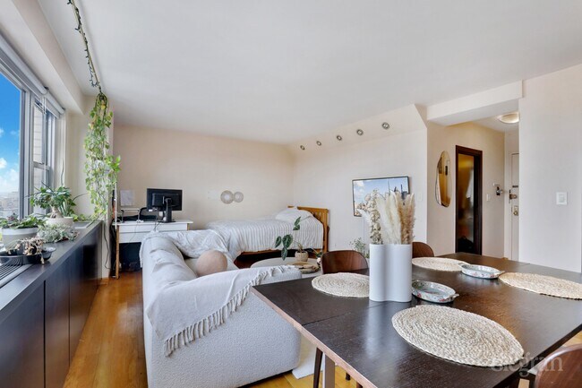 Foto del edificio - 100 W 93rd St