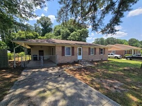 Building Photo - 4617 Belford Rd