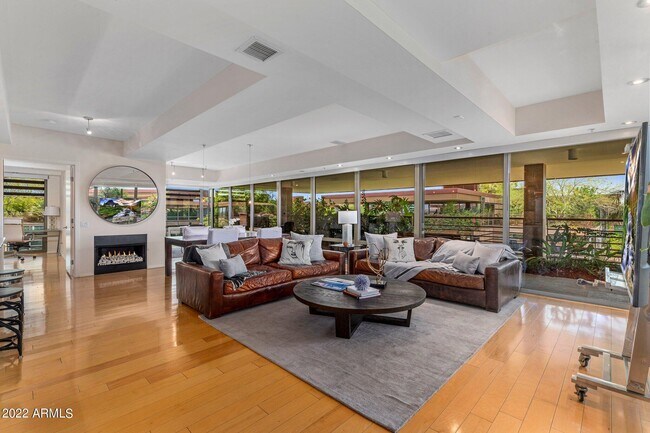 Foto del edificio - 7141 E Rancho Vista Dr