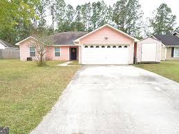 Foto principal - 151 Huntington Dr