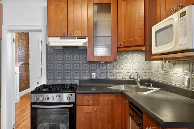 Foto del edificio - 702 Bloomfield St