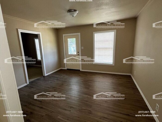 Foto del edificio - Cozy 1/1 Available in FW!