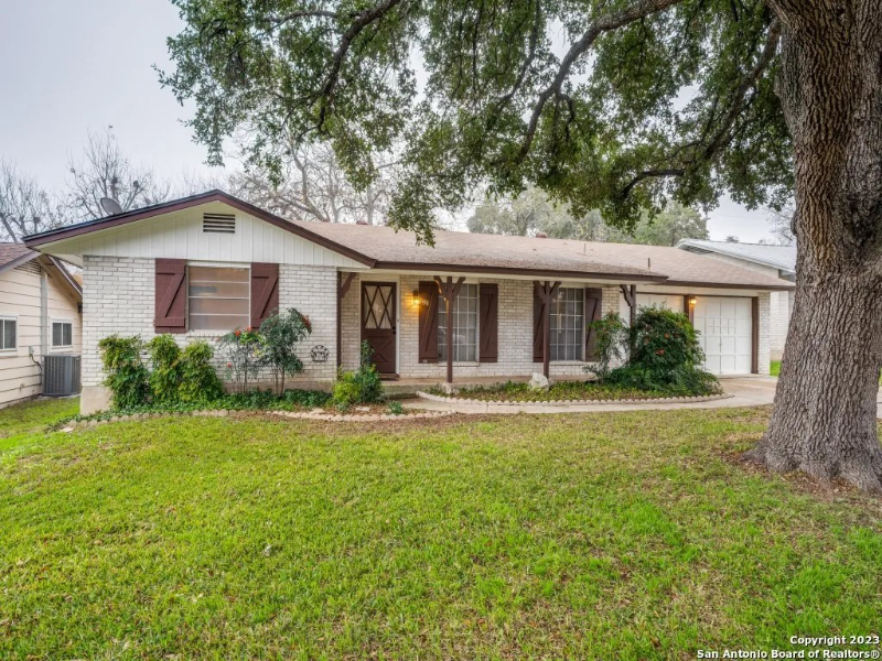 Foto principal - 3630 Sugar Hill Dr