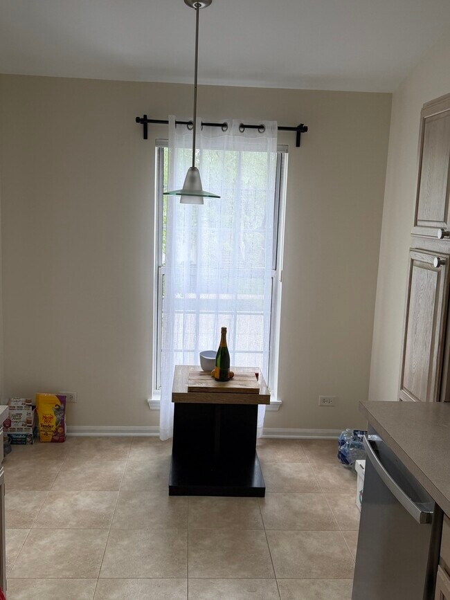 Foto del edificio - 2674 S Embers Ln