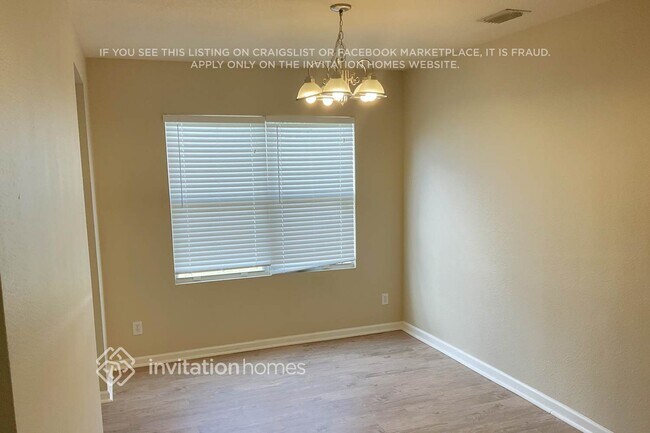 Foto del edificio - 4373 Collinwood Dr