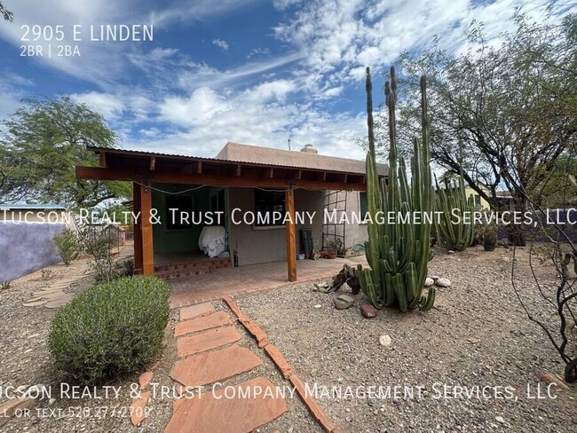 2905 E LINDEN- - 2905 E LINDEN- House