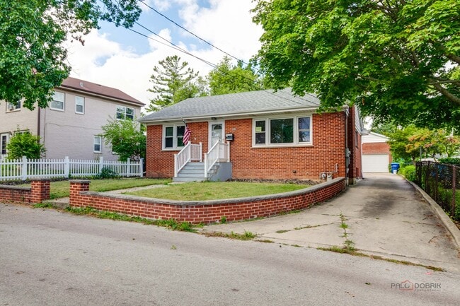 Building Photo - 144 Morgan Pl