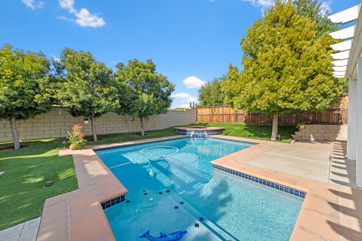 Foto principal - 32421 Meadow Ridge Ln