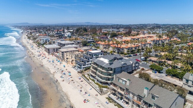 Prime beachfront 4-bdrm on the sand in Ca... - Prime beachfront  4-bdrm on the sand in Ca...