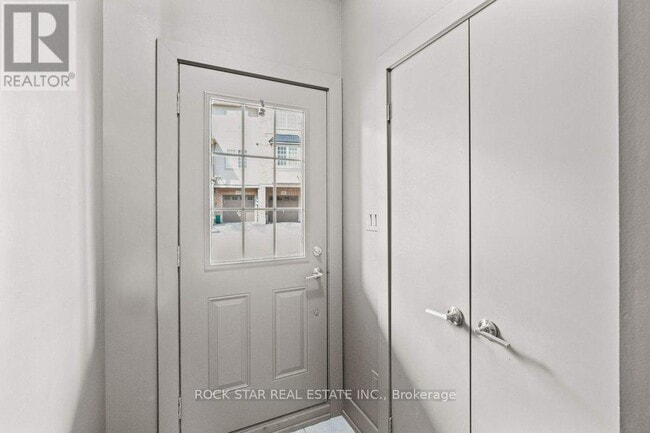 Photo du bâtiment - 1401 Plains Rd E