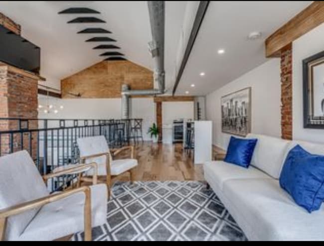 Photo - Madison Ave Apartment