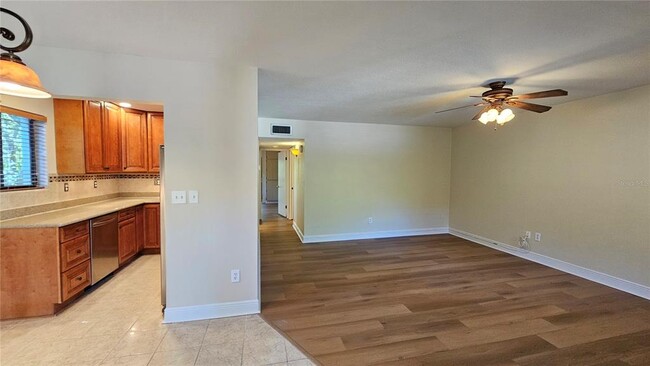 Building Photo - 11722 Raintree Lake Ln