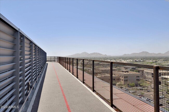 Foto del edificio - 7180 E Kierland Blvd