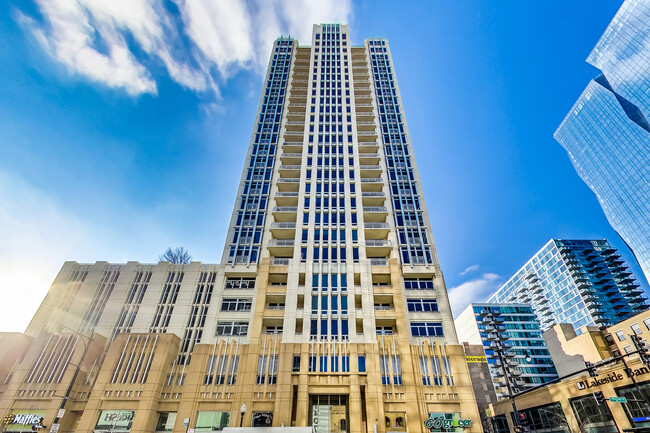 Foto del edificio - 1400 S Michigan Ave