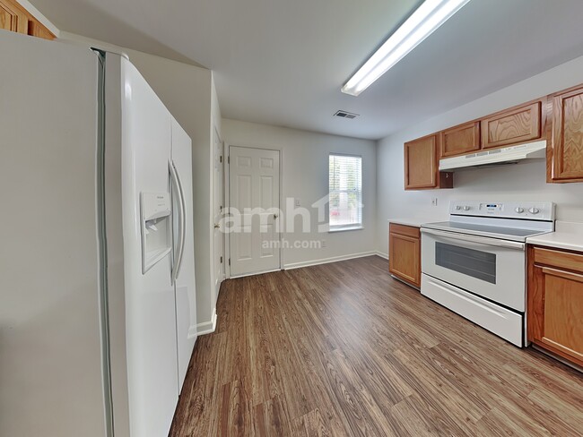 Building Photo - 125 Wickersham Way