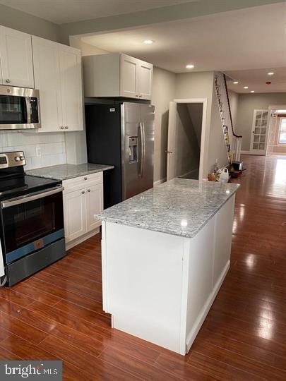 Building Photo - 2831 Aramingo Ave