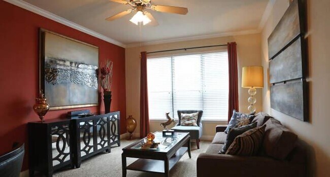 Building Photo - 1 bedroom in Houston TX 77096
