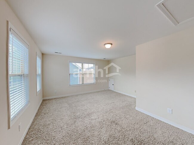 Building Photo - 232 Lanier Place