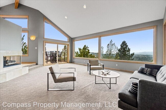 Foto del edificio - 3 br, 3.5 bath House - 3696 E Sky Harbor Dr.