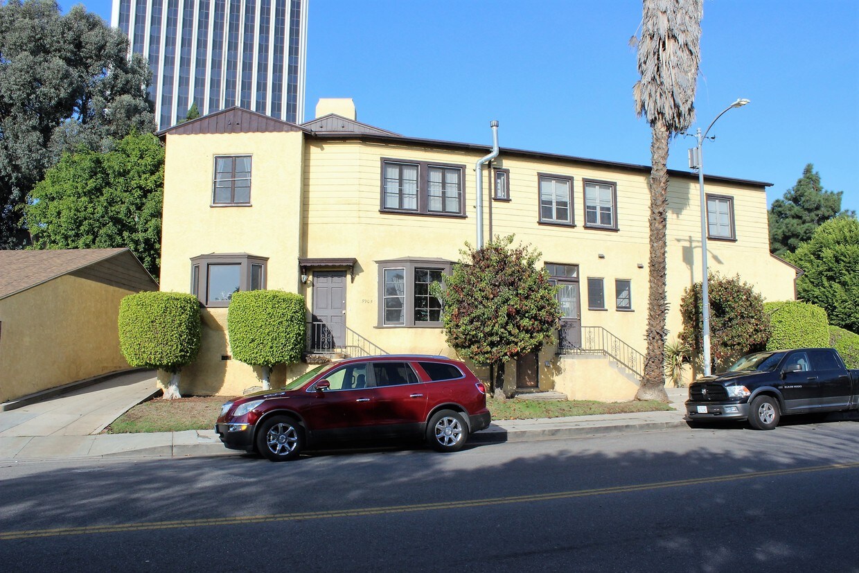 753 S Spaulding Ave, Los Angeles, CA 90036 Townhome Rentals in Los