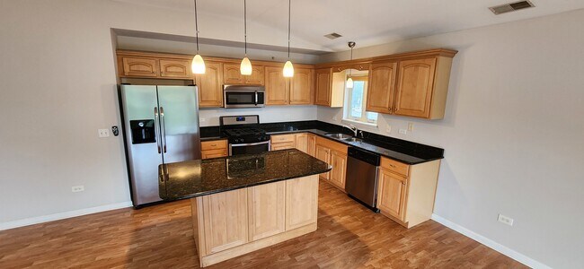 Foto del edificio - 5119 W 159th St