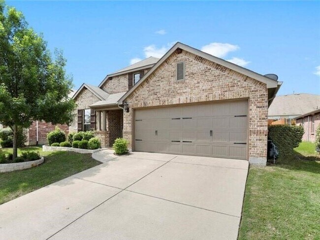Foto del edificio - 417 Hackberry Dr