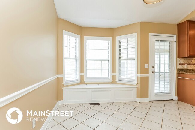 Foto del edificio - 5021 Trailwater Dr