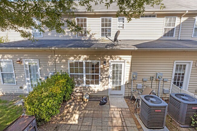 Foto del edificio - 2713 Grain Mill Ln