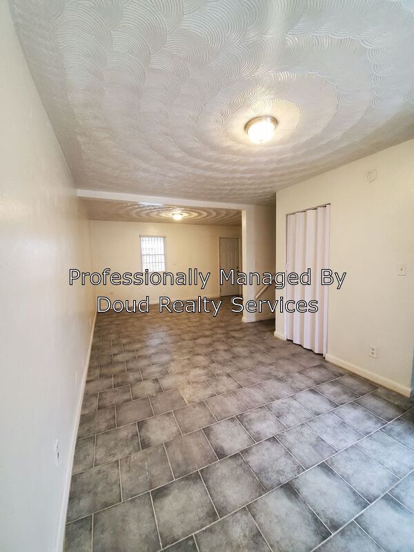 Building Photo - 6420 Faraday Ct