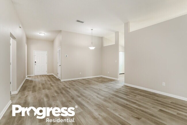 Foto del edificio - 3828 Falcon Crest Dr