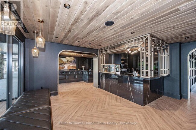 Photo du bâtiment - 6523-6523 Wellington Rd 7