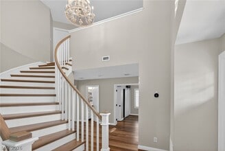 Building Photo - 4835 Illustrious St