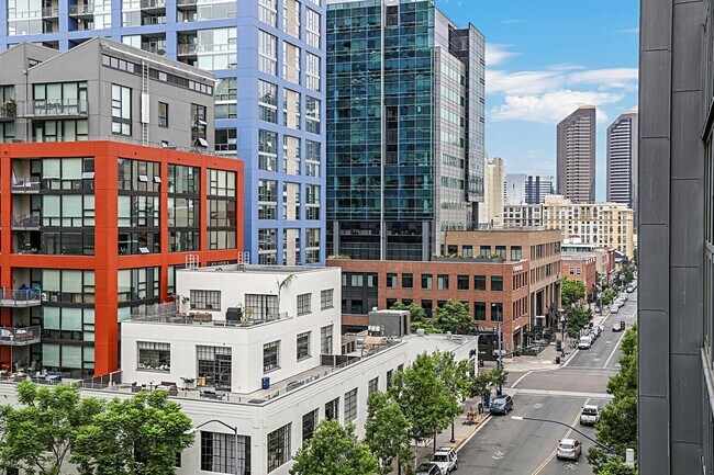 Building Photo - 1150 J St