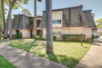 Building Photo - 12633 Memorial Dr