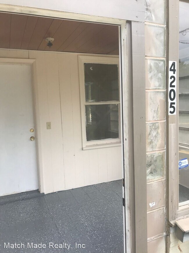 Foto del edificio - 3 br, 2 bath House - 4205 Perry St