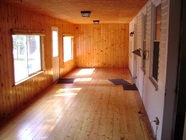 Foto del edificio - 80 N Main Ave