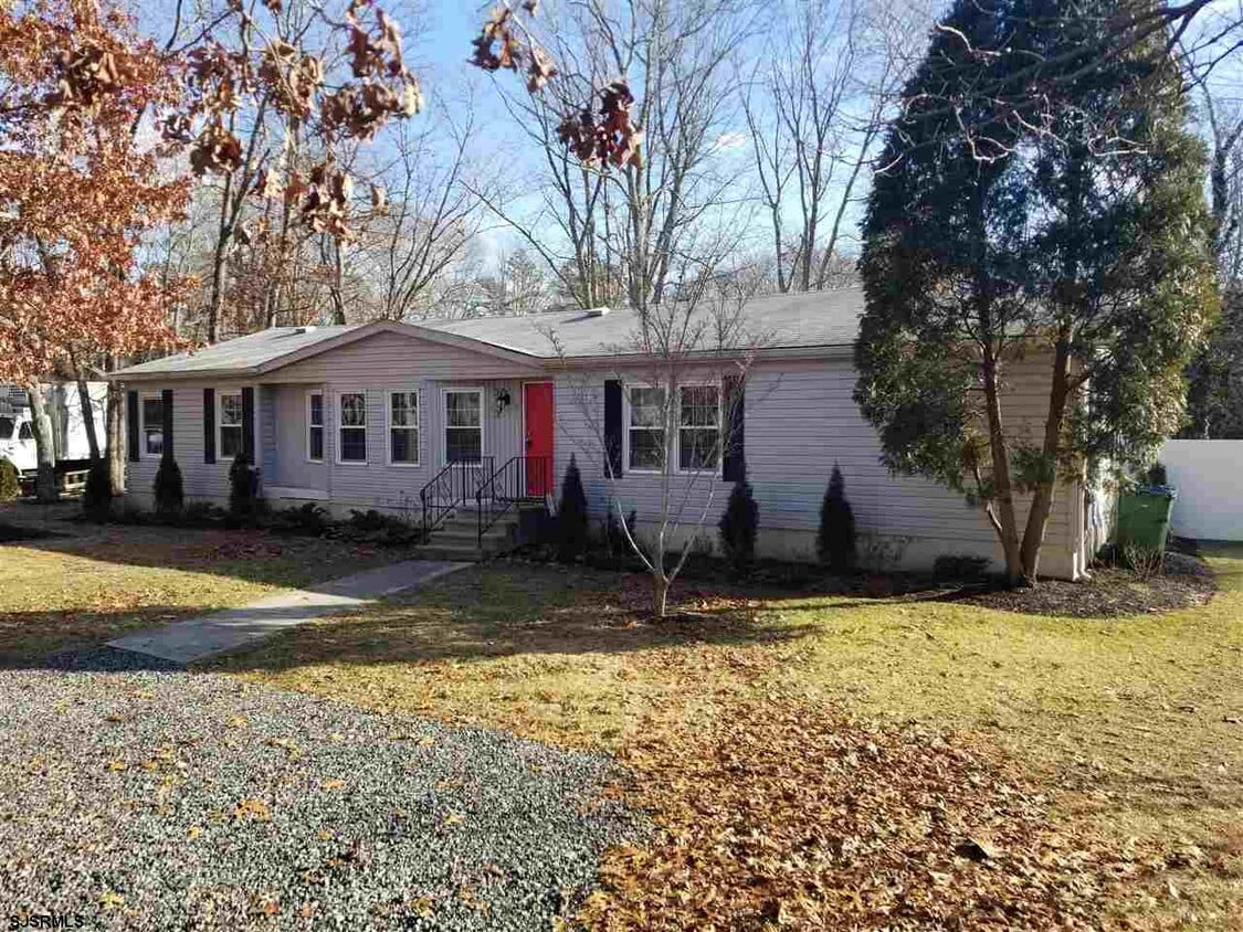 Primary Photo - 313 Zion Rd