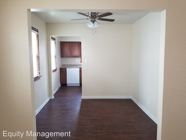 Foto del edificio - 4 br, 1 bath House - 213 Parkgate