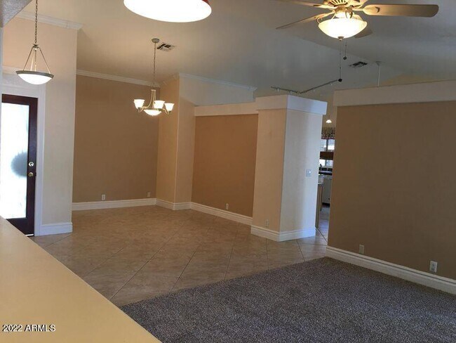Building Photo - 3342 E Wahalla Ln