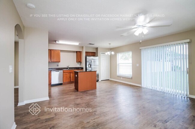 Foto del edificio - 17402 Garden Heath Ct
