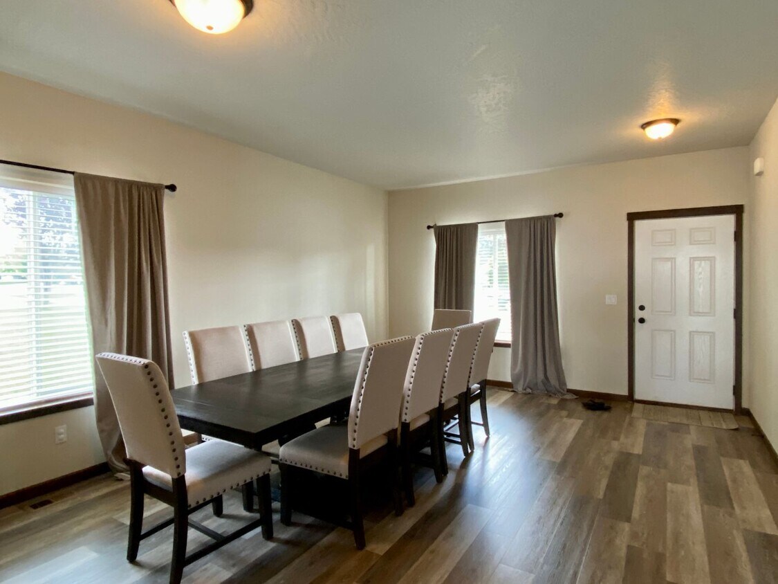 Foto principal - Immaculate home in the heart of Strawberry...