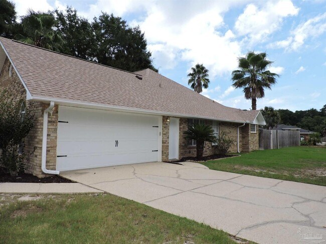 Foto del edificio - 6340 Summer Lakes Ln